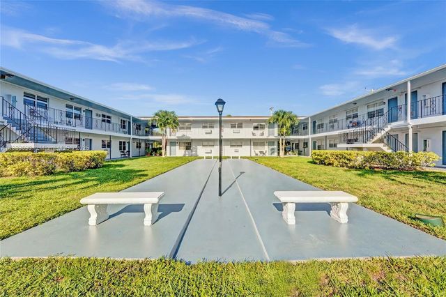 7401 Pines Blvd 210, Pembroke Pines, FL 33024