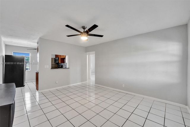 7401 Pines Blvd 210, Pembroke Pines, FL 33024