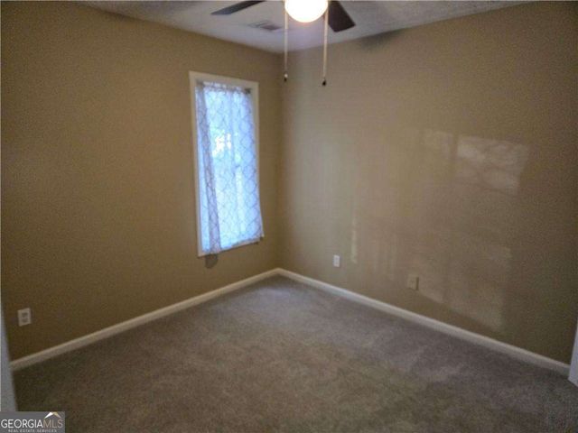 7001 Greenridge Drive, Loganville, GA 30052