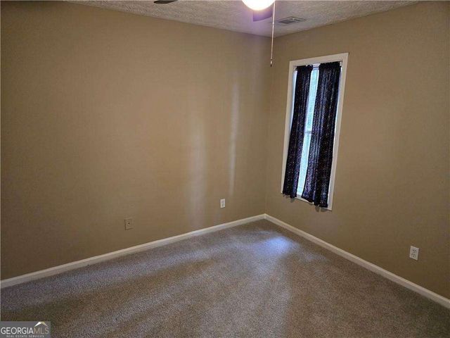 7001 Greenridge Drive, Loganville, GA 30052