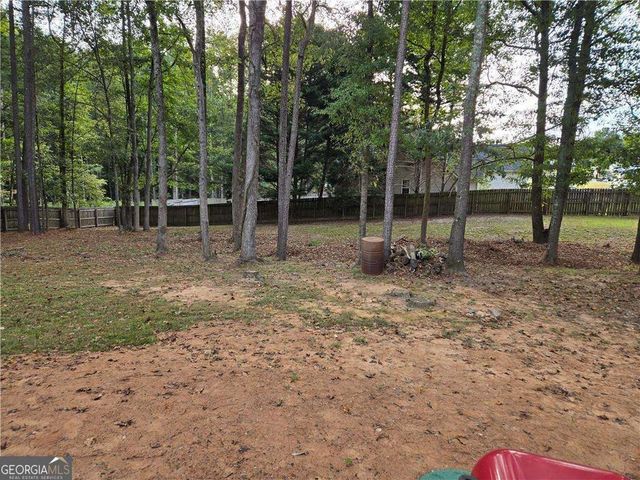 7001 Greenridge Drive, Loganville, GA 30052