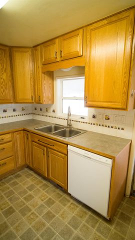 604 E Queen Ave, Spokane, WA 99207