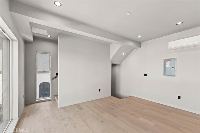 354 N Breed, Los Angeles, CA 90033