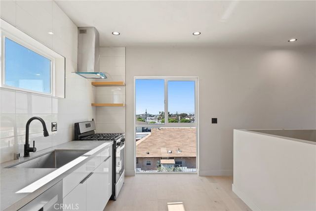 354 N Breed, Los Angeles, CA 90033