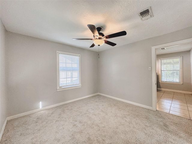 6714 Dillon Street, Houston, TX 77061