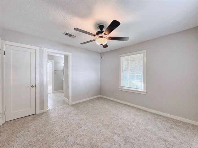 6714 Dillon Street, Houston, TX 77061