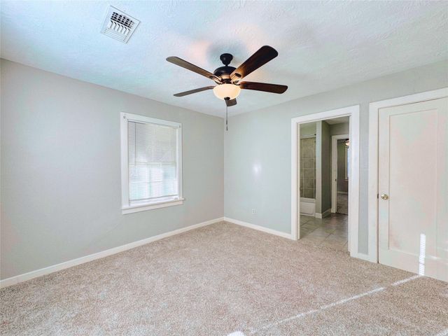 6714 Dillon Street, Houston, TX 77061