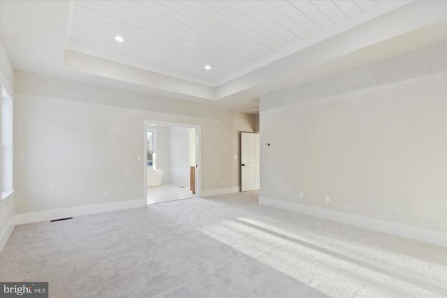 6 ANGLESEY LN, Lansdale, PA 19446