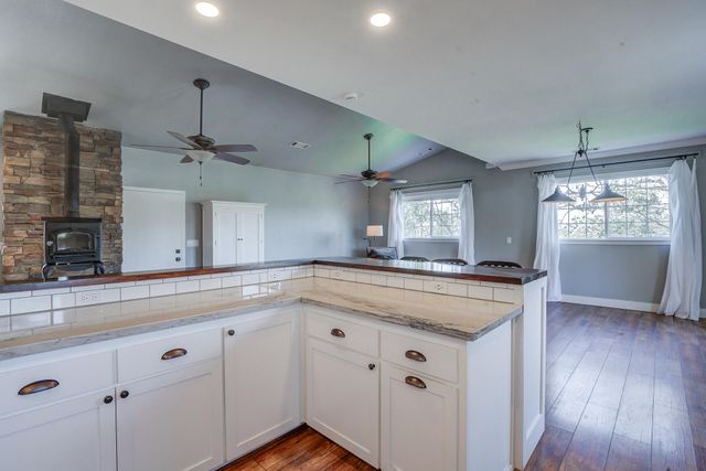 21834 Chimney Rock Drive, Cottonwood, CA 96022