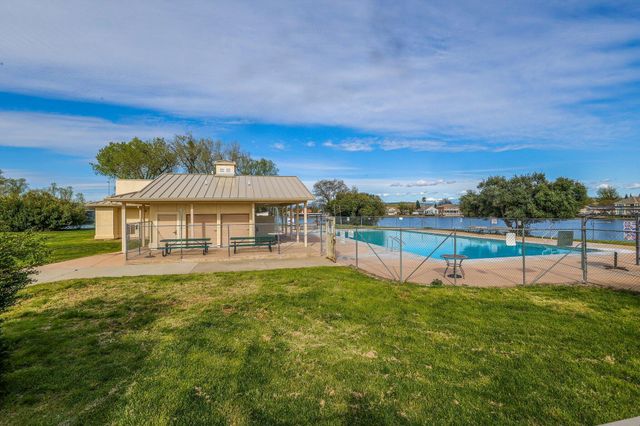 21834 Chimney Rock Drive, Cottonwood, CA 96022