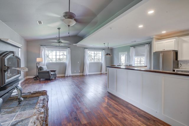 21834 Chimney Rock Drive, Cottonwood, CA 96022