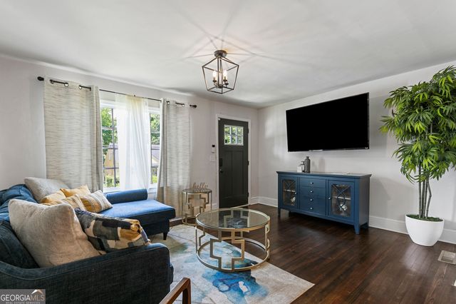 1472 North Avenue NW, Atlanta, GA 30318