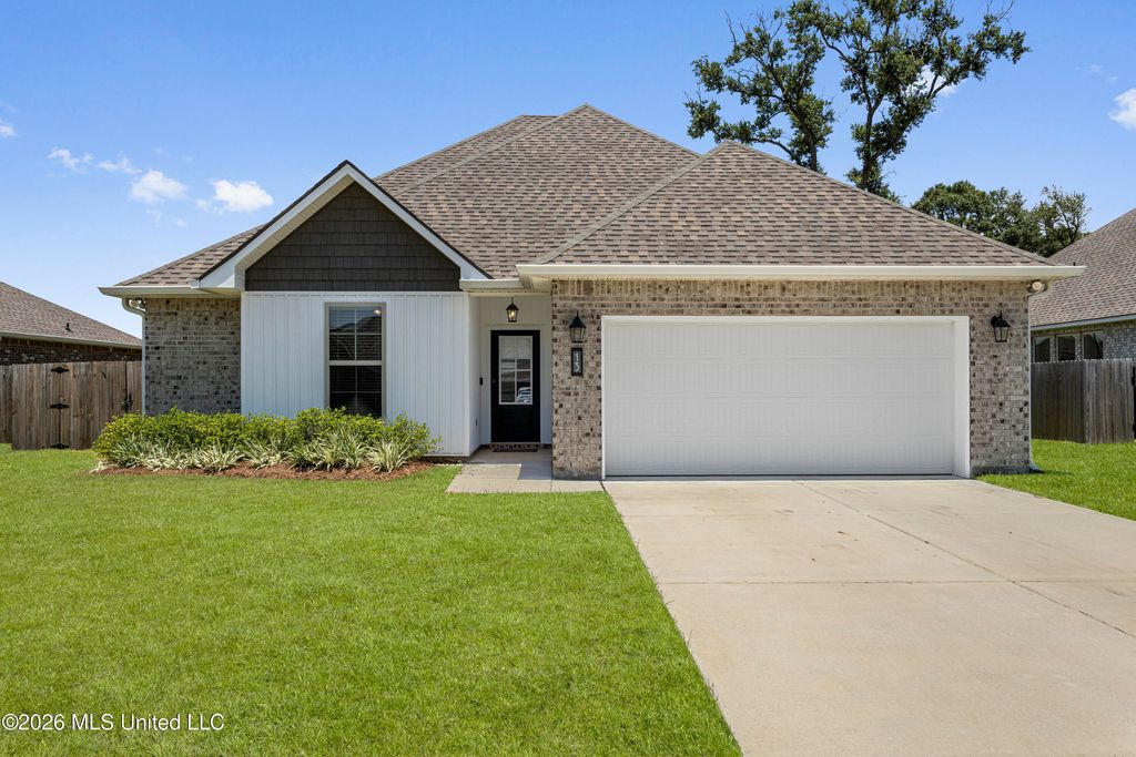 13 Alexandria Grace Drive, Long Beach, MS 39560