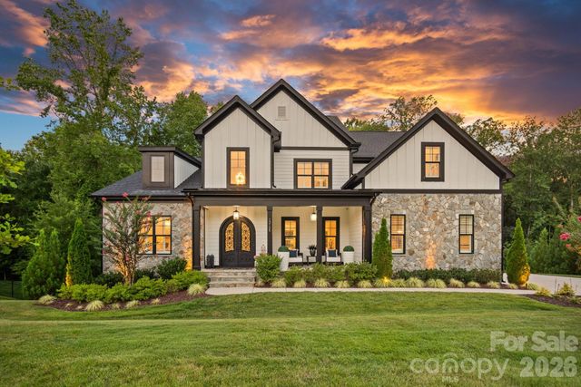 13105 White Spruce Court, Huntersville, NC 28078