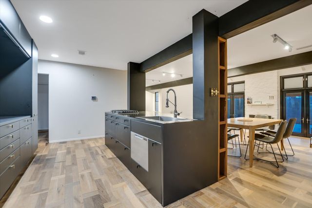 3909 Ranch Creek DR, Austin, TX 78730