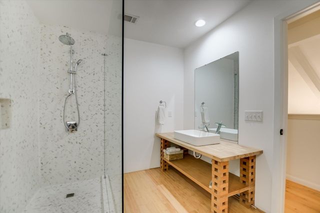 3909 Ranch Creek DR, Austin, TX 78730