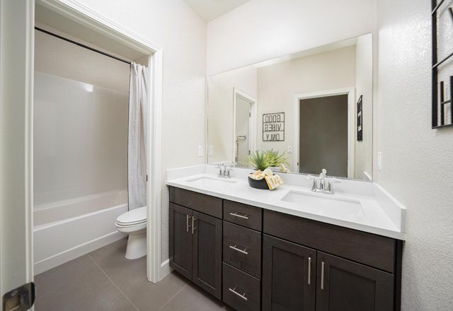 9089 Himalaya Way, Roseville, CA 95747