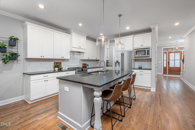 222 Landover Circle, Chapel Hill, NC 27516