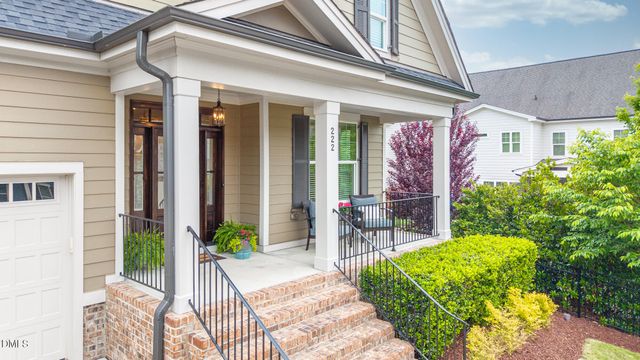 222 Landover Circle, Chapel Hill, NC 27516