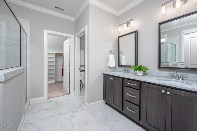 222 Landover Circle, Chapel Hill, NC 27516