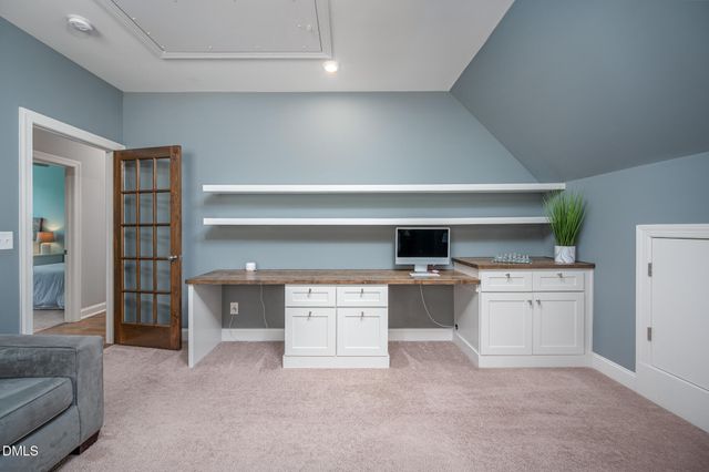 222 Landover Circle, Chapel Hill, NC 27516