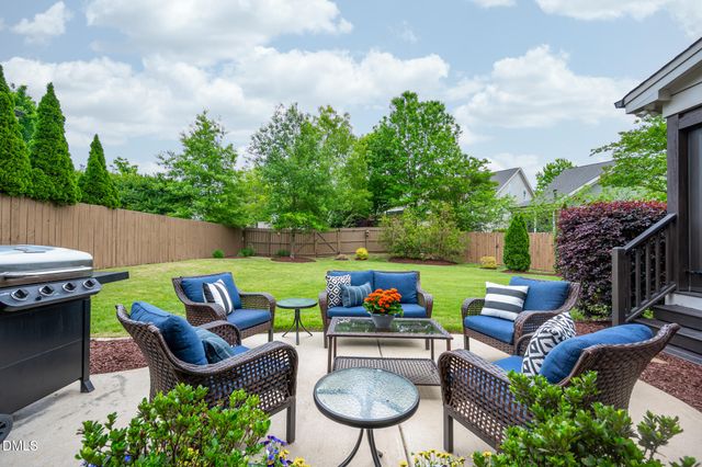 222 Landover Circle, Chapel Hill, NC 27516