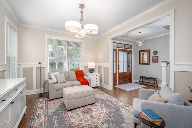 222 Landover Circle, Chapel Hill, NC 27516