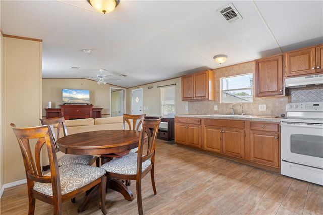 1516 WOODLAWN AVENUE, Punta Gorda, FL 33950