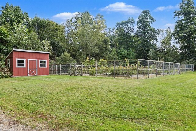 5615 Hidden Pond Lane, Sawyer, MI 49125