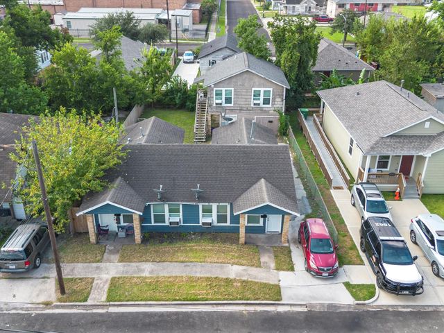 3922 Farmer Street, Houston, TX 77020