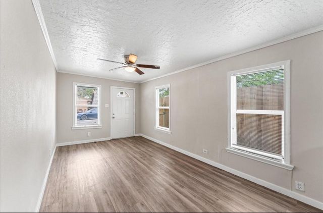 3922 Farmer Street, Houston, TX 77020