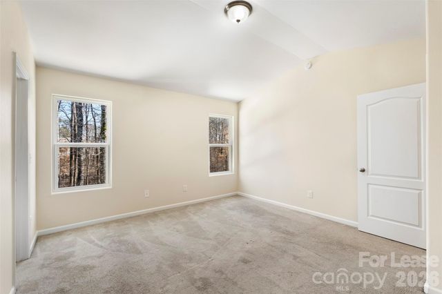 7621 Mockernut Drive, Charlotte, NC 28215