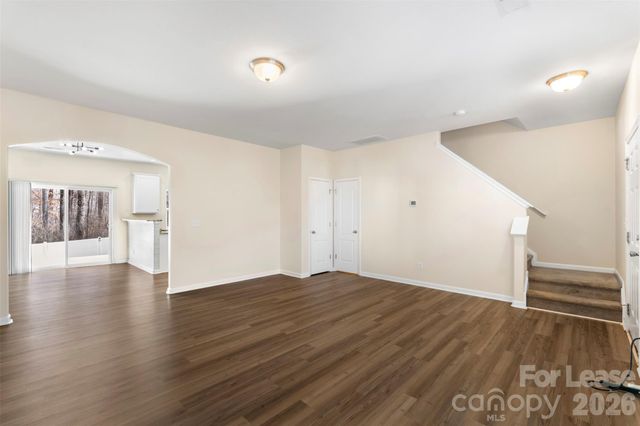 7621 Mockernut Drive, Charlotte, NC 28215