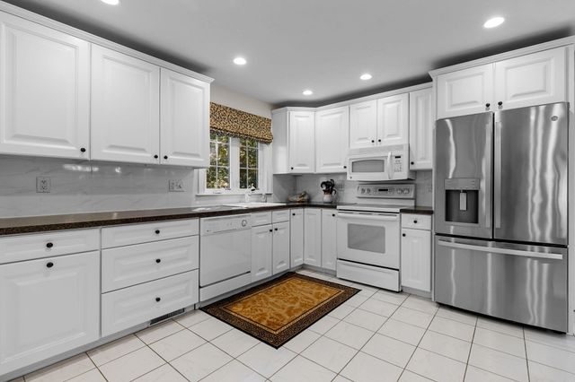 13 Harwich Pines, Harwich, MA 02645