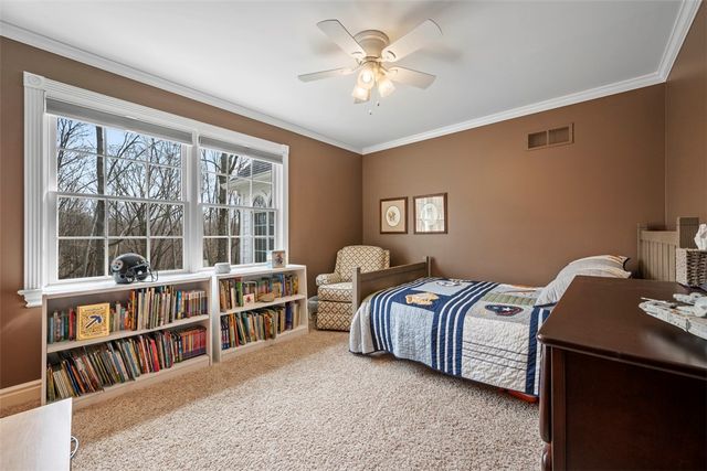 904 Champlain Place, Adams Twp, PA 15044