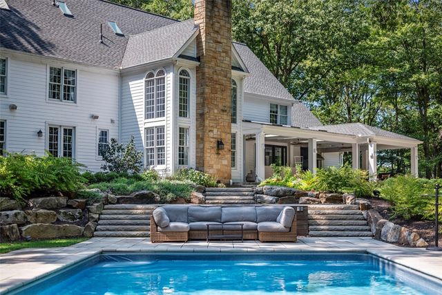 904 Champlain Place, Adams Twp, PA 15044