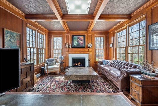 904 Champlain Place, Adams Twp, PA 15044