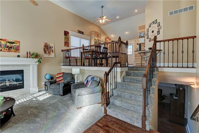 2611 S 25th Street, Leavenworth, KS 66048