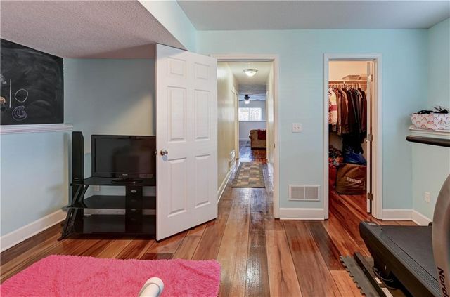 2611 S 25th Street, Leavenworth, KS 66048