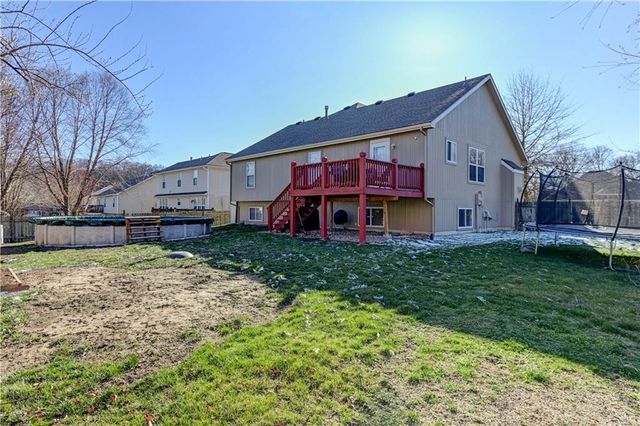 2611 S 25th Street, Leavenworth, KS 66048