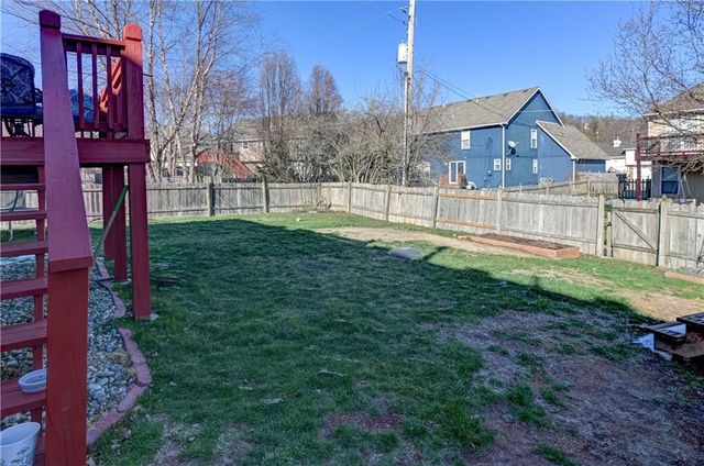 2611 S 25th Street, Leavenworth, KS 66048