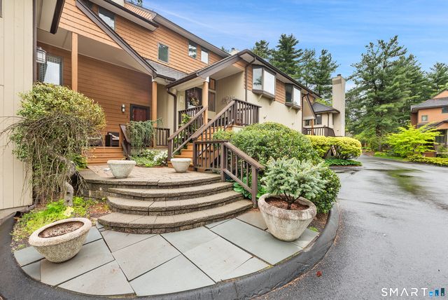 6 Stratford Park 6, Bloomfield, CT 06002