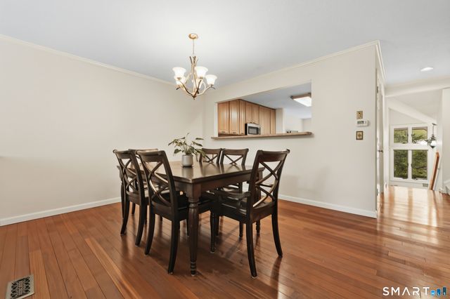 6 Stratford Park 6, Bloomfield, CT 06002