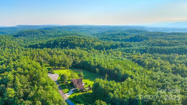 1106 Table View Drive, Morganton, NC 28655