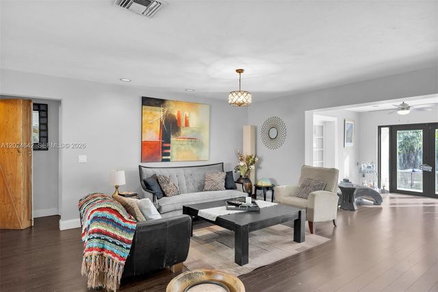 8825 SW 185th Ter, Cutler Bay, FL 33157