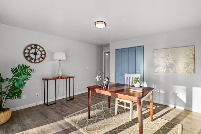 5900 McLoughlin Drive, Central Point, OR 97502