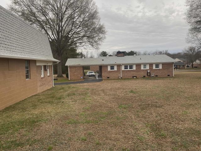 175 AUSTIN ST, Savannah, TN 38372