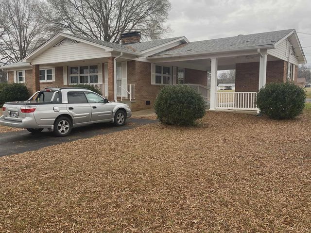 175 AUSTIN ST, Savannah, TN 38372