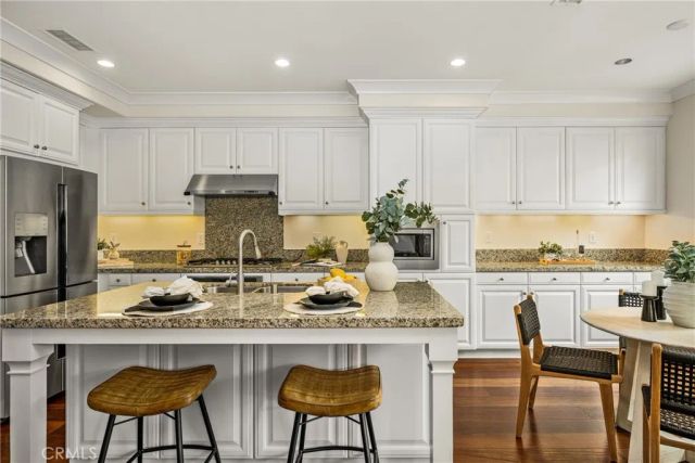 74 Diamond, Irvine, CA 92620