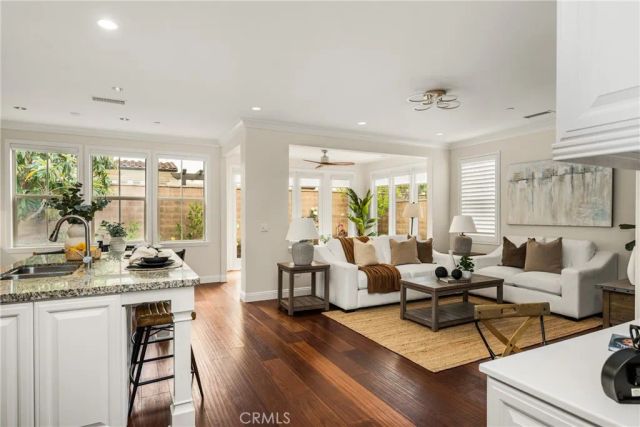 74 Diamond, Irvine, CA 92620